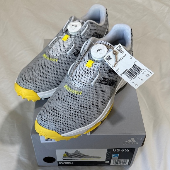 NWT Adidas Kids GOLF Sneakers - Picture 1 of 4